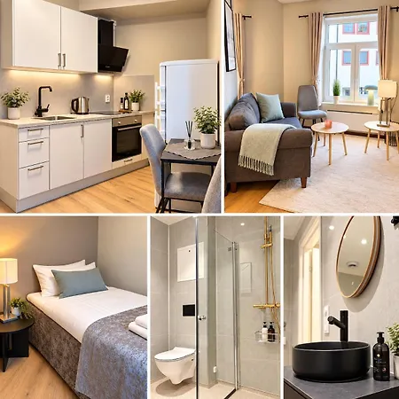3- Cozy, Newly Renovated With An Alcove