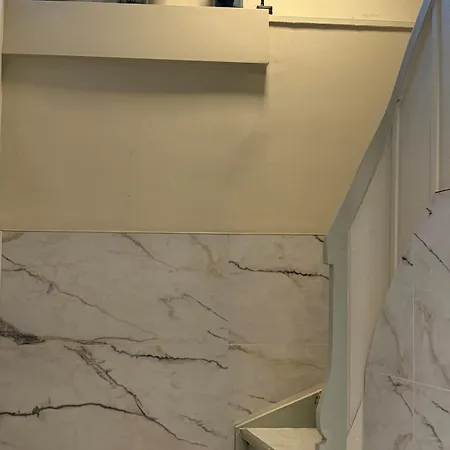 3- Cozy, Newly Renovated With An Alcove * Gjøvik